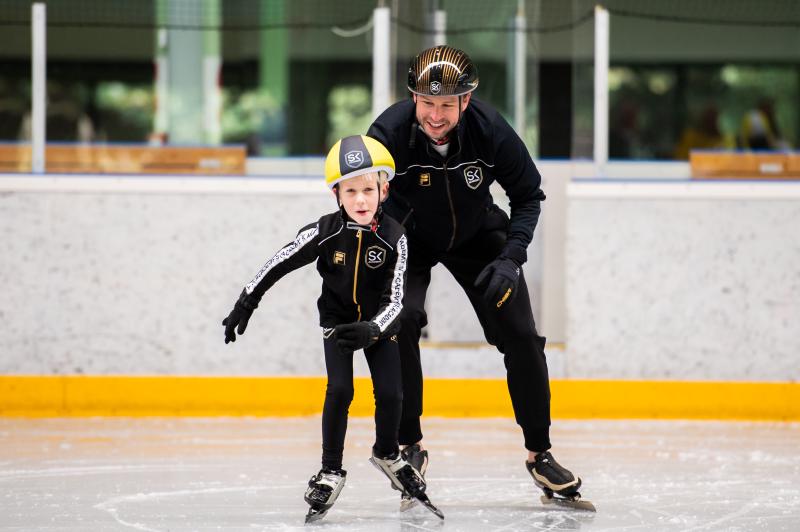 Skating lessons from Sven Kramer Academy